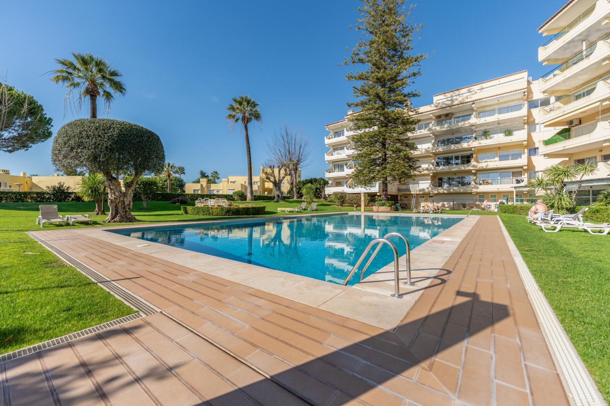 Appartement Tasteful 1 Bdr Flat W/balcony & Pool By Lovelystay *